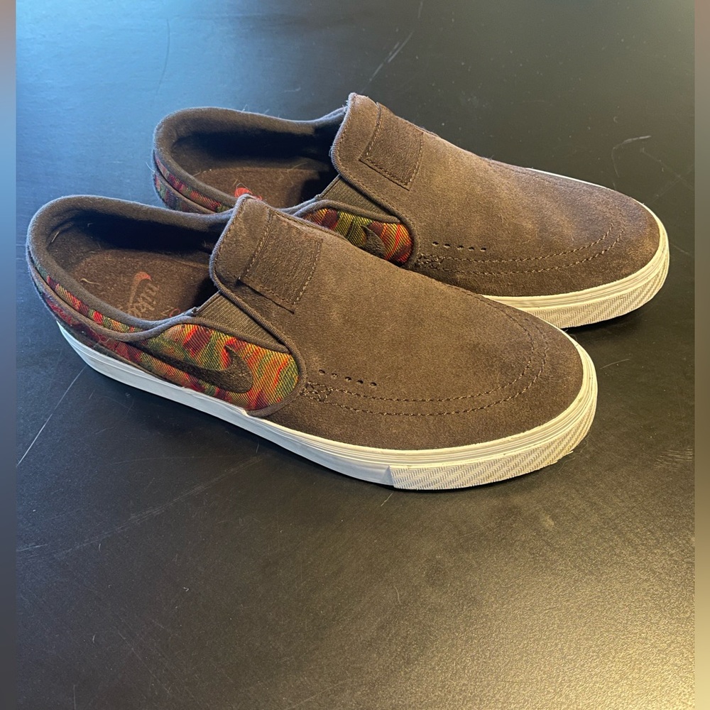 Nike SB Janoski Brown, White & Guatemalan Print Slip-On Skate Shoes